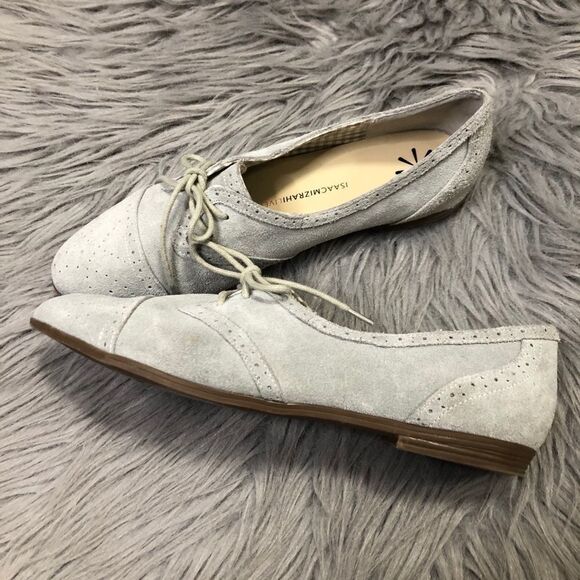 Isaac Mizrahi Live! Im Frankie Oxford Leather Shoe - Picture 2 of 9